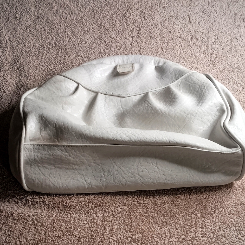 Elegant White Faux Leather Women's Bag Vintage 80's